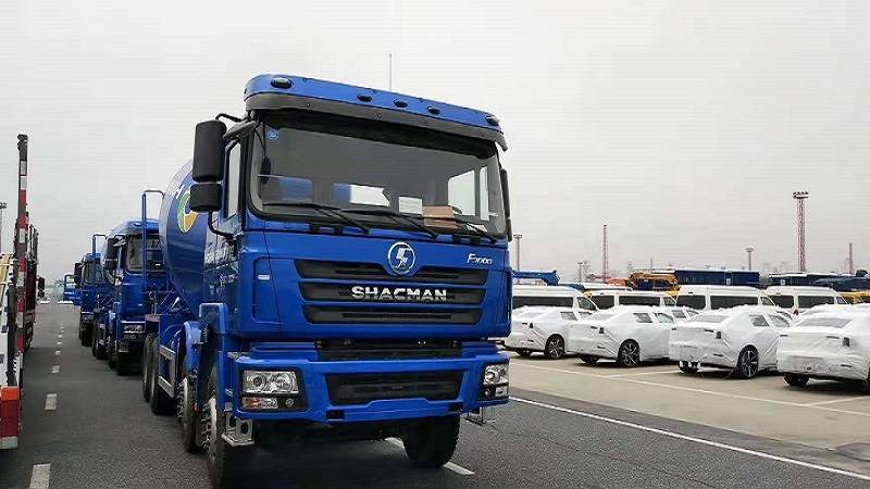 Xe tải máy trộn Shacman F3000 8x4